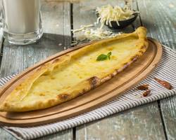 Kaşarlı Pide